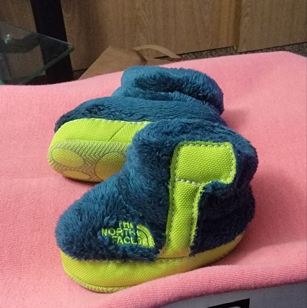 The North Face Heat Seeker Faux Fur Baby Booties